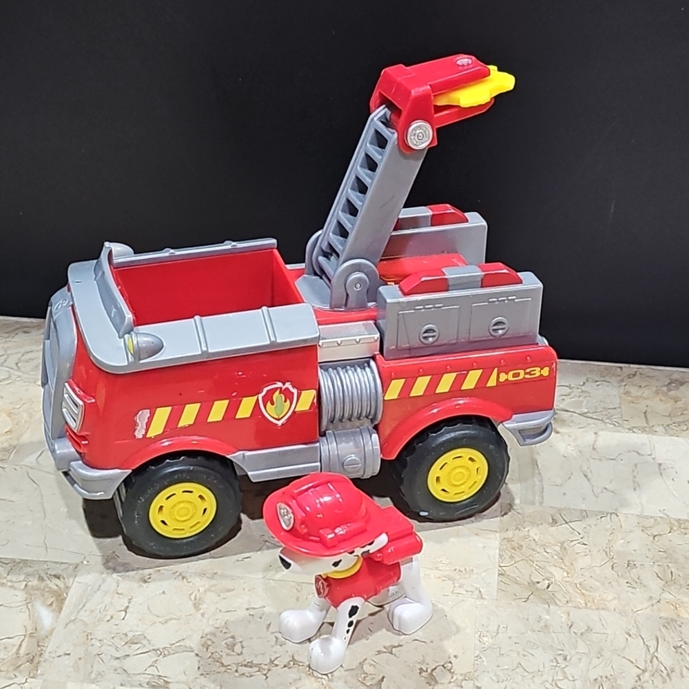 Paw Patrol Marshall’s Forest Fire Truck Vehicle - Figure and Vehicle‎